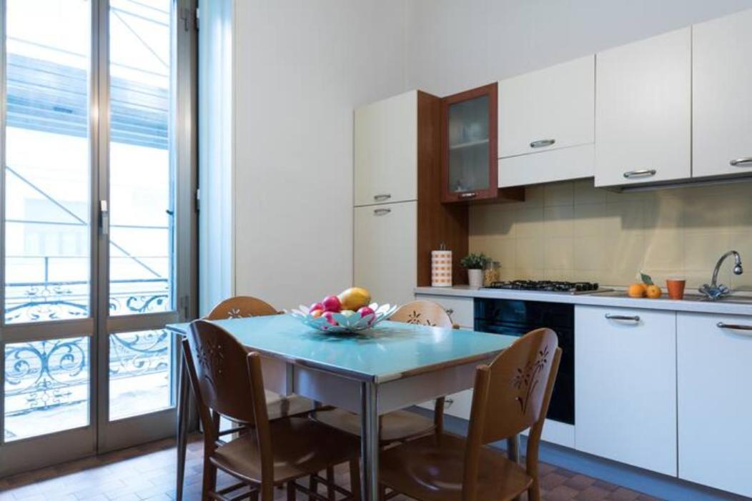 Stazione Centrale Vintage Apartment Milaan Buitenkant foto