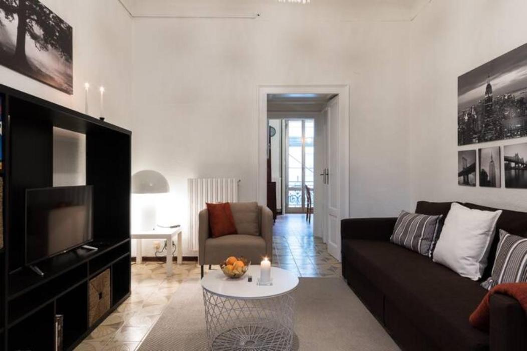 Stazione Centrale Vintage Apartment Milaan Buitenkant foto